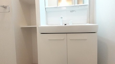 井原市井原町　コート エスポア 103号室