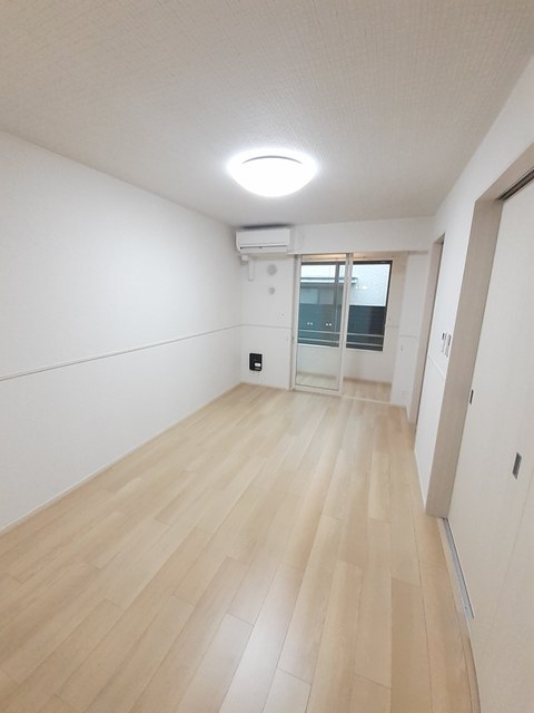 井原市井原町　コート エスポア 103号室