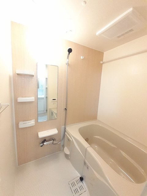 井原市井原町　コート エスポア 103号室