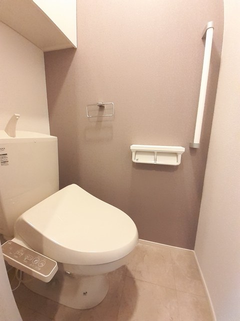 井原市井原町　コート エスポア 103号室