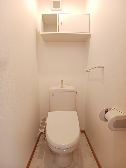 井原市下出部町 フランドゥーボナール101号室