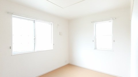 井原市高屋町　アウローラ104号室