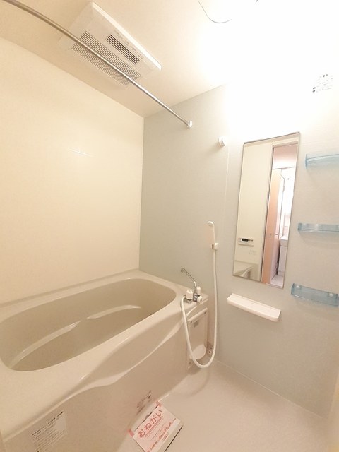 井原市高屋町　アウローラ104号室