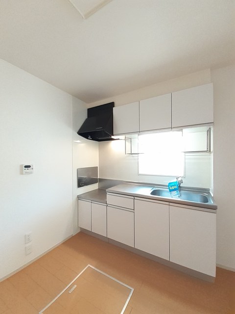 井原市高屋町　アウローラ104号室