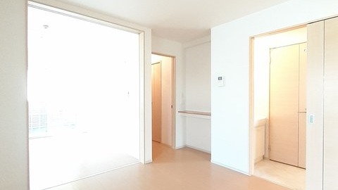 井原市高屋町　アウローラ104号室