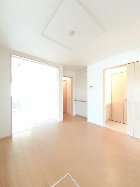 井原市高屋町　アウローラ104号室