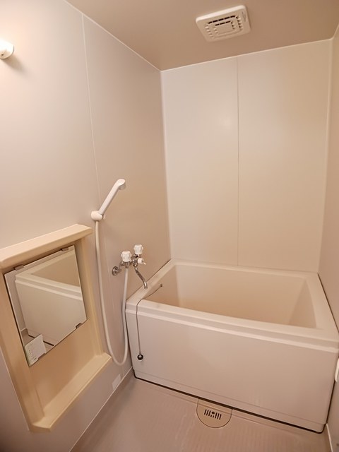 井原市下出部町 ジョイフルにしむらＢ201号室