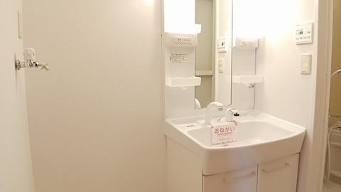 井原市木之子町 アビタシオン102号室