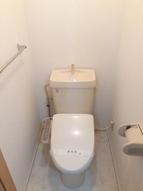 井原市高屋町　ニューコーポ高屋B201号室