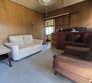 井原市下出部町 中古住宅