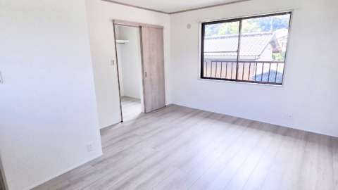 井原市西方町 中古住宅 1880万円