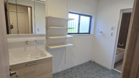 井原市西方町 中古住宅 1880万円