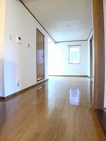 井原市七日市町 プルミエールβ 201号室