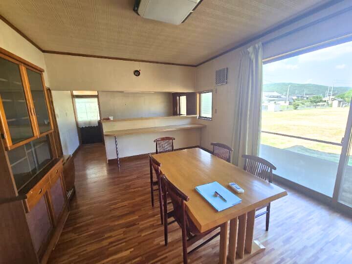 井原市下出部町２丁目 中古住宅　1,080万円