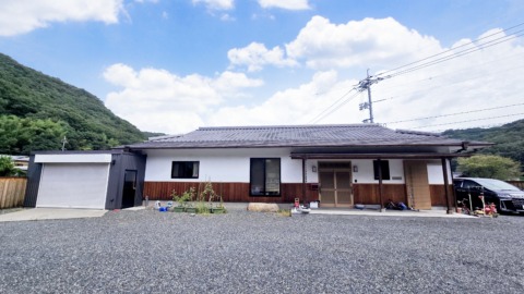 井原市西江原町 中古住宅 3,800万円