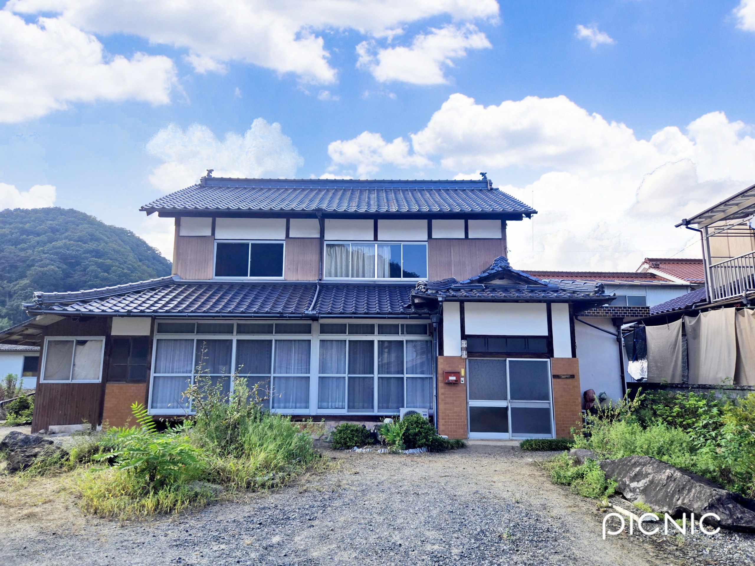 井原市芳井町吉井 中古住宅 250万円