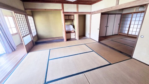 井原市芳井町吉井 中古住宅 250万円