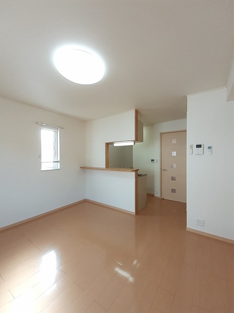 井原市下出部町 ブリーゼ206号室