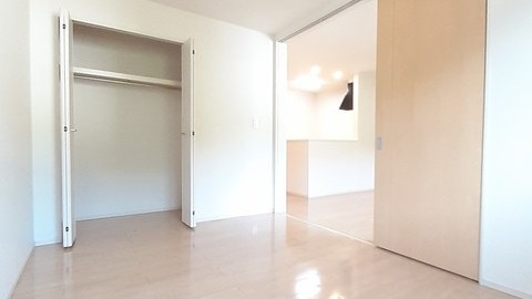 井原市七日市町 シュクルＡ201号室