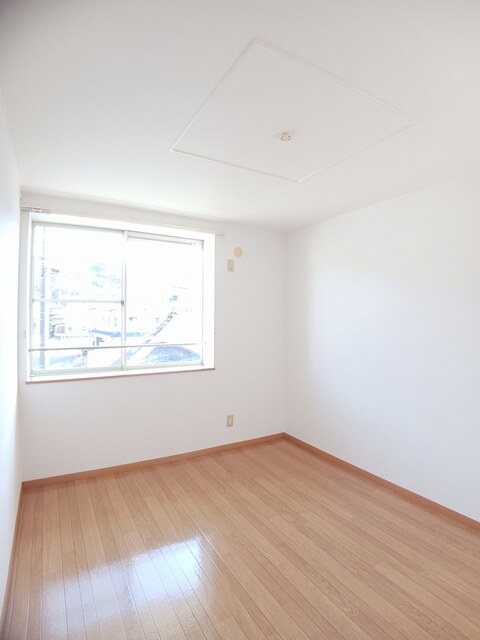 井原市下出部町 マーベラスＮ203号室