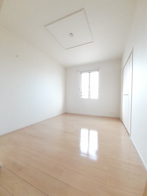 井原市七日市町 シュクルＡ201号室