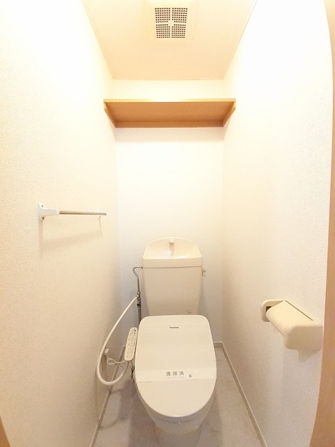 井原市高屋町 アルファ ワン 203号室
