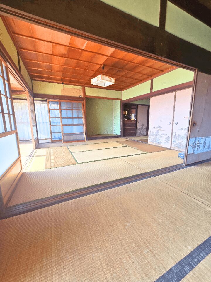 笠岡市大島中 中古住宅 300万円