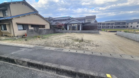 井原市西江原町 土地 425万円