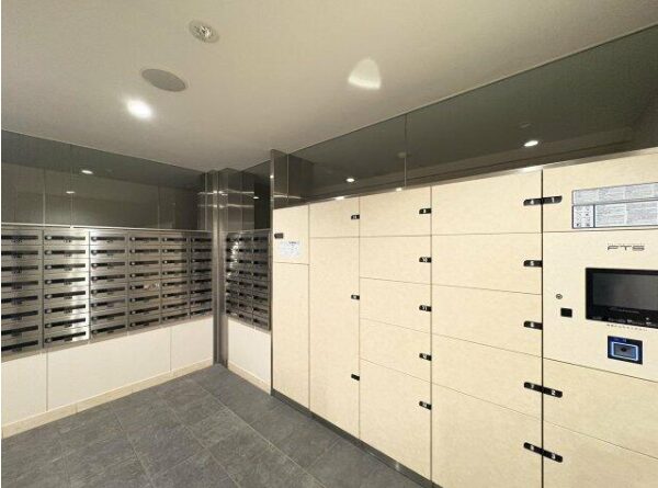 福山市三之丸町 サーパスシティ福山駅前