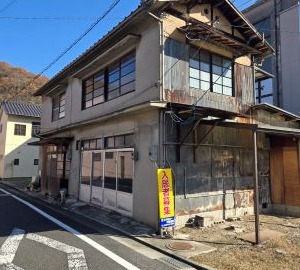 井原市井原町 須山貸倉庫