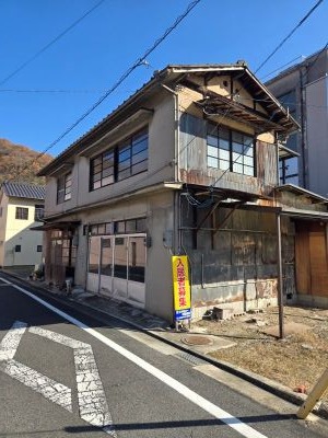 井原市井原町 須山貸倉庫