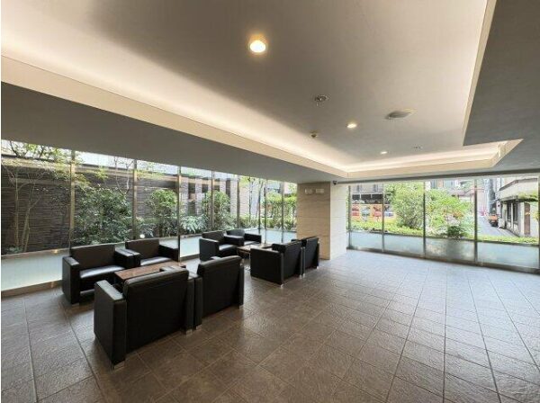 福山市三之丸町 サーパスシティ福山駅前