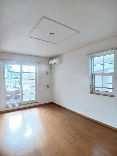 井原市東江原町　ガーデンハウスA201号室