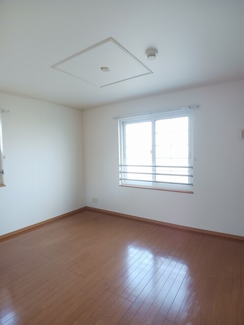 井原市東江原町　ガーデンハウスA201号室