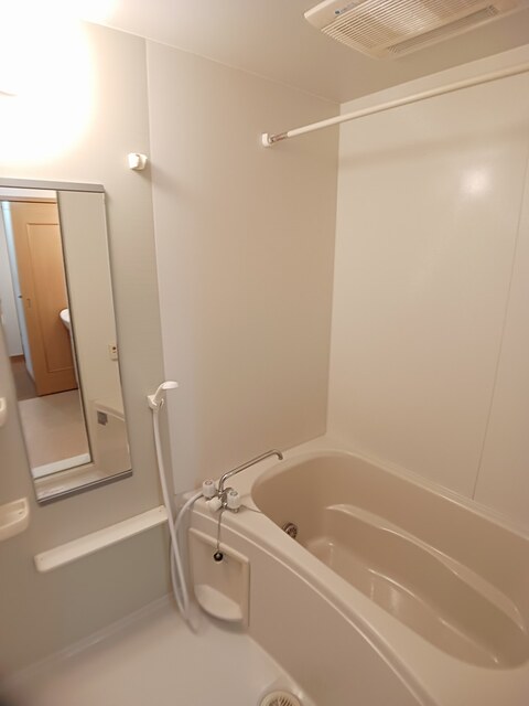 井原市東江原町　ガーデンハウスA201号室