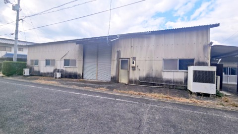 井原市木之子町　倉庫