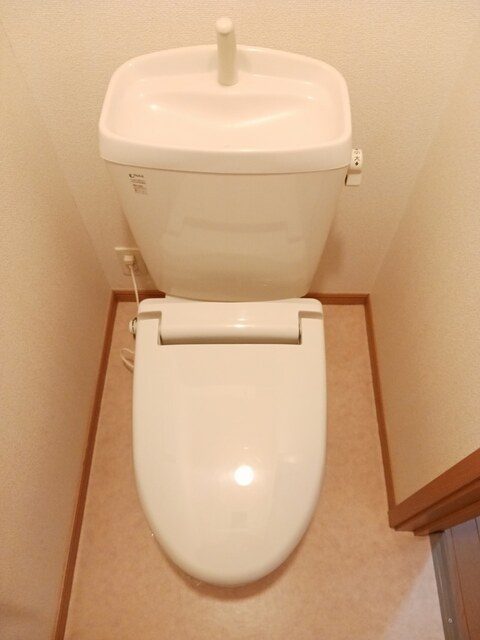 井原市東江原町　ガーデンハウスA201号室