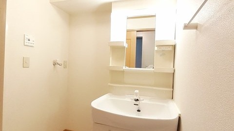 井原市七日市町 フローレンス２００５102号室