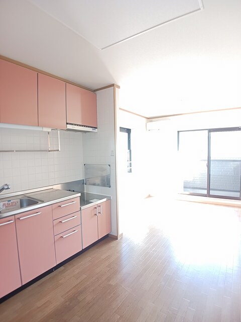 井原市木之子町 マッシュルームＢ203号室