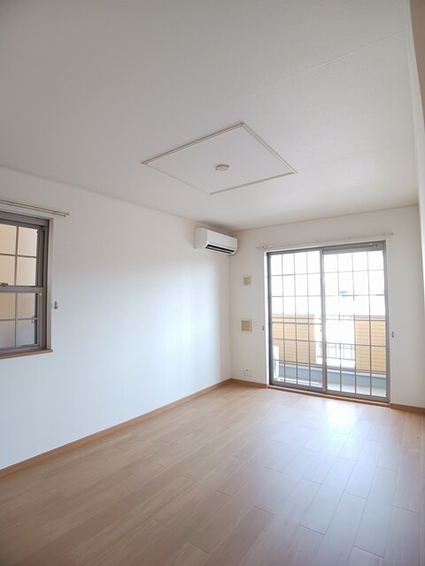 井原市西江原町 フォーゲルＢ101号室