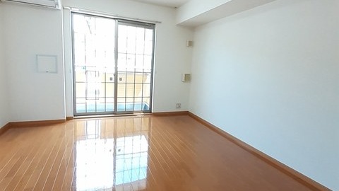 井原市西江原町フォーゲルＡ102号室