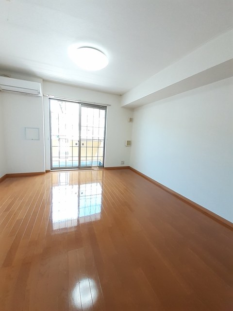 井原市西江原町フォーゲルＡ102号室