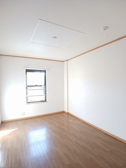 井原市木之子町 マッシュルームＢ203号室