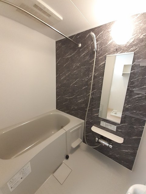 井原市笹賀町 フォレストガーデンD 101号室