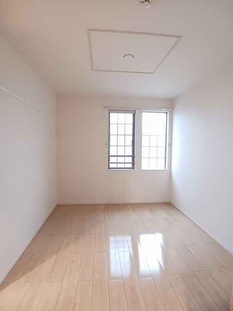 井原市七日市町 シュクルＢ203号室