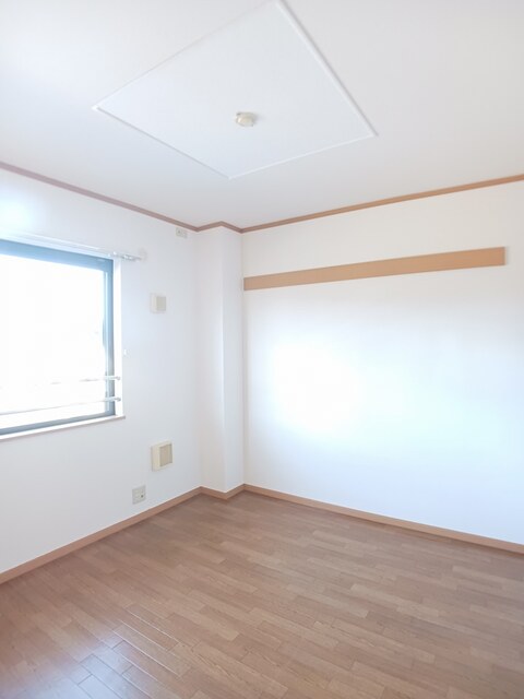 井原市木之子町 マッシュルームＢ203号室