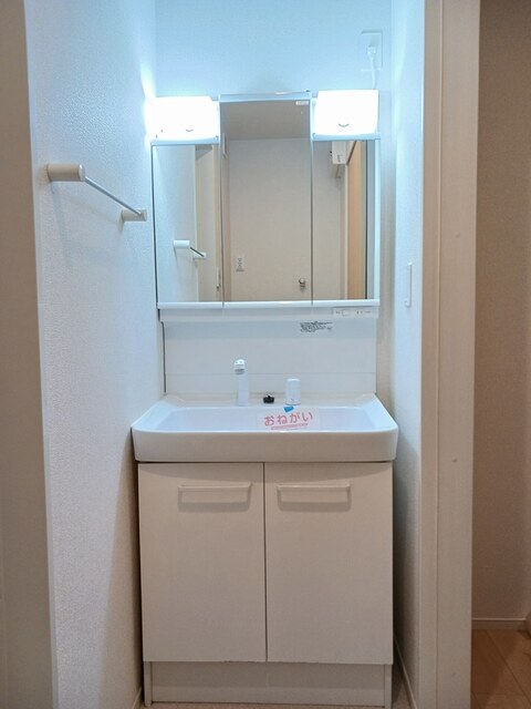 井原市笹賀町 サンライズ101号室