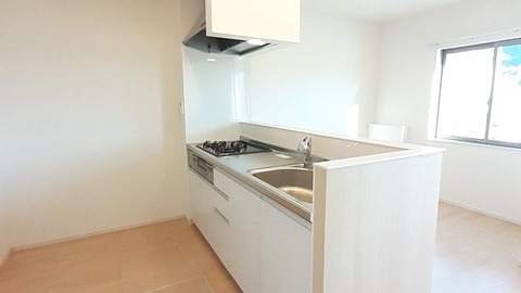 井原市笹賀町 フォレストガーデンD 101号室