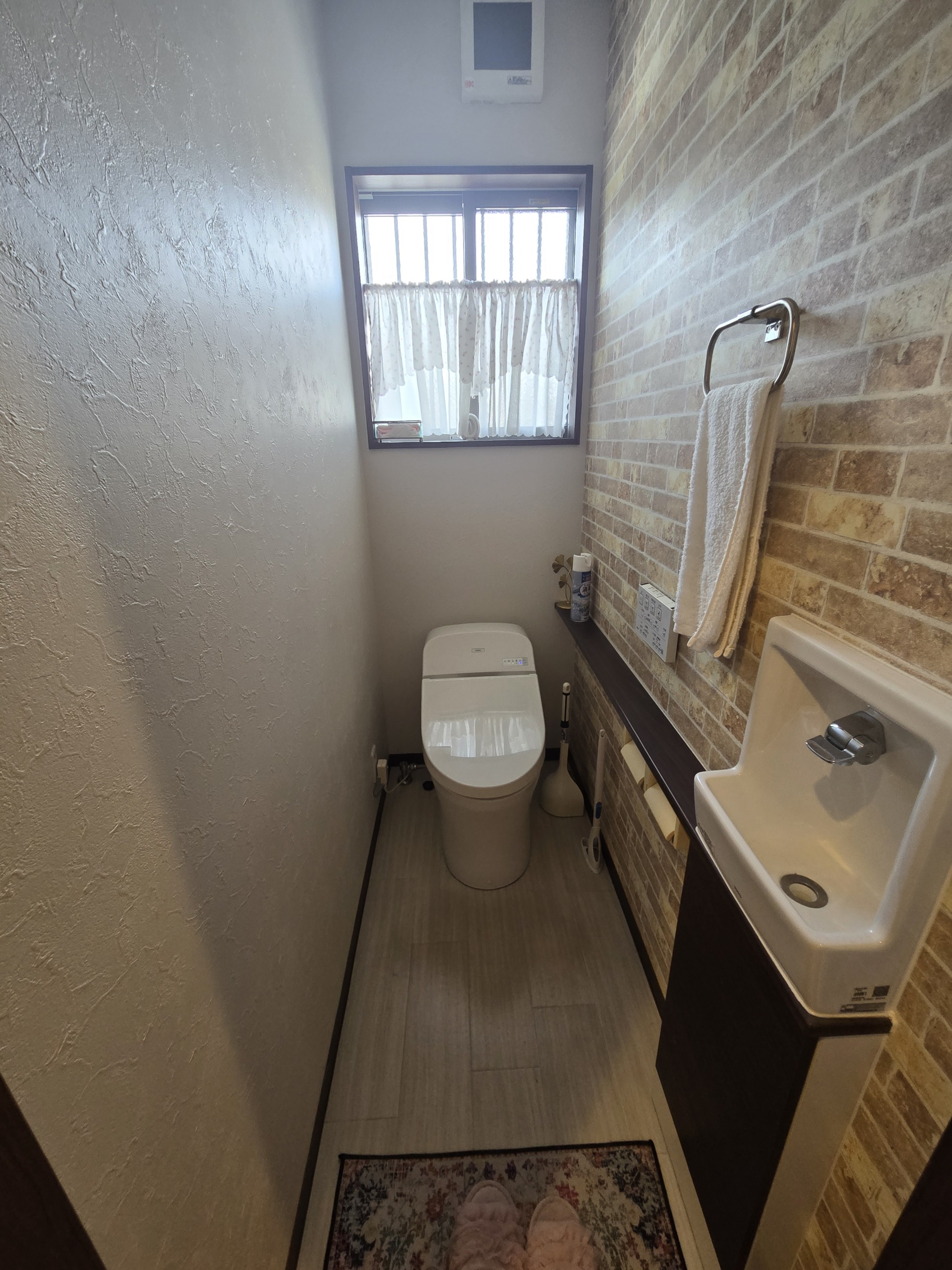 井原市上出部町 四季が丘中古住宅 2370万円