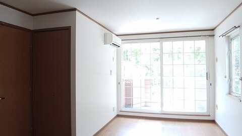 井原市上出部町クレストールいずえＢ203号室